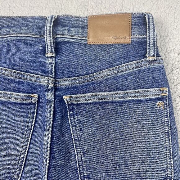 Madewell The Perfect Vintage Jean in Med Wash, 24 High Waist Straight Fit - Picture 7 of 12